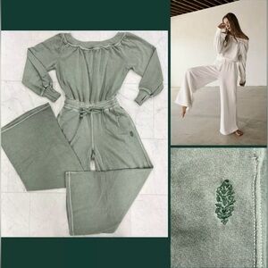 Closeout!▪️Free People Movement Rare One To Beat Jumpsuit in Green
